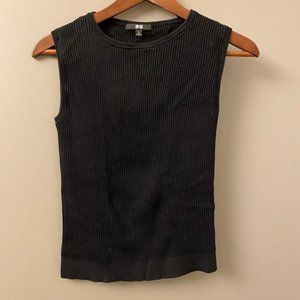Uniqlo Black Ribbed Shell Tank